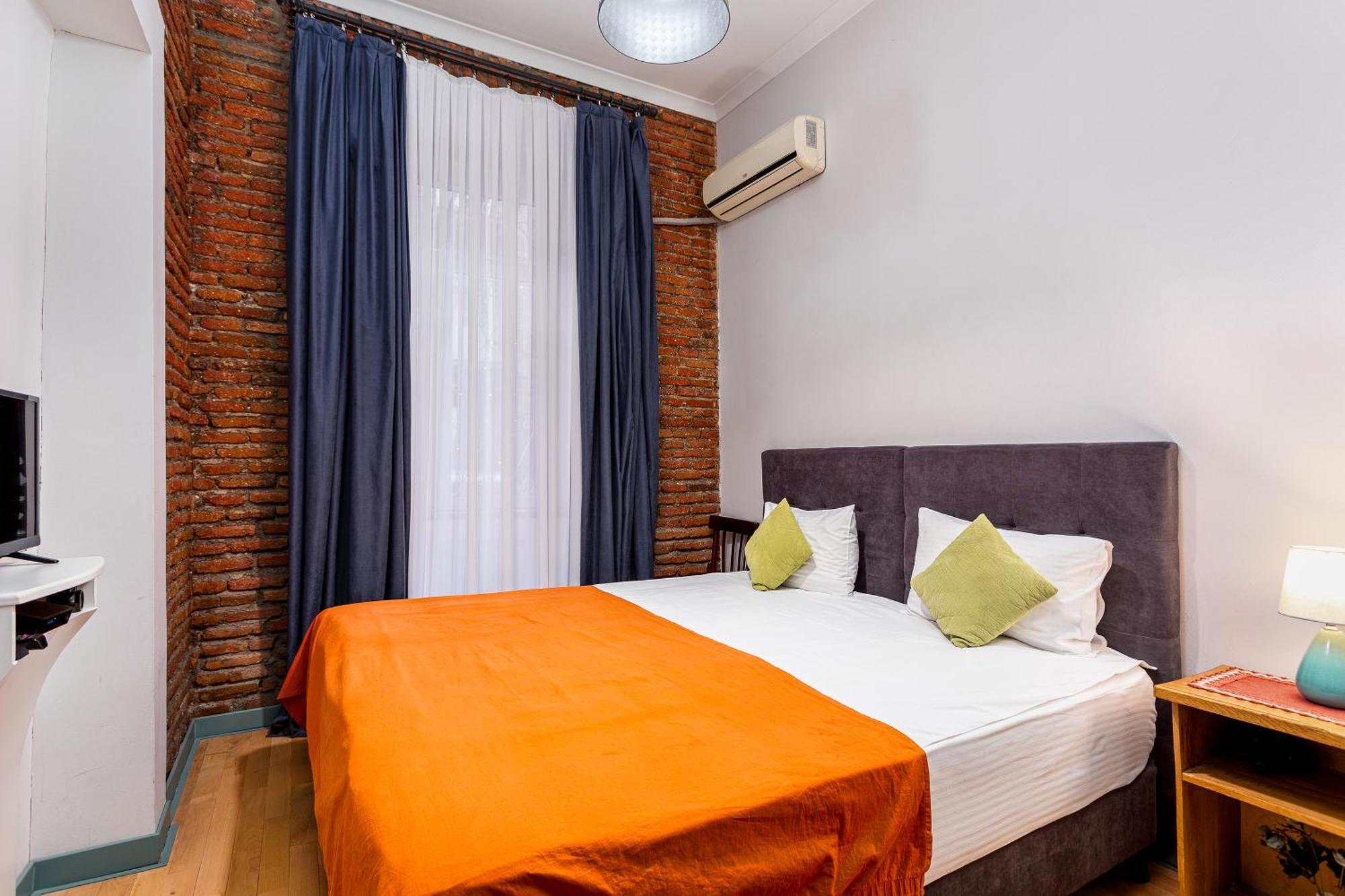 Ethnograph Hotel Old Тбилиси Экстерьер фото
